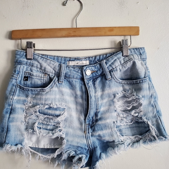 Kan can distressed jeans short size Medium. - Picture 3 of 8